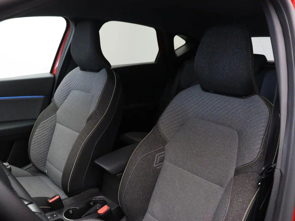 1.0 TCe 90 techno | Stoel-stuur verwarming | Navigatie | Achteruitrijcamera | Cruise control |