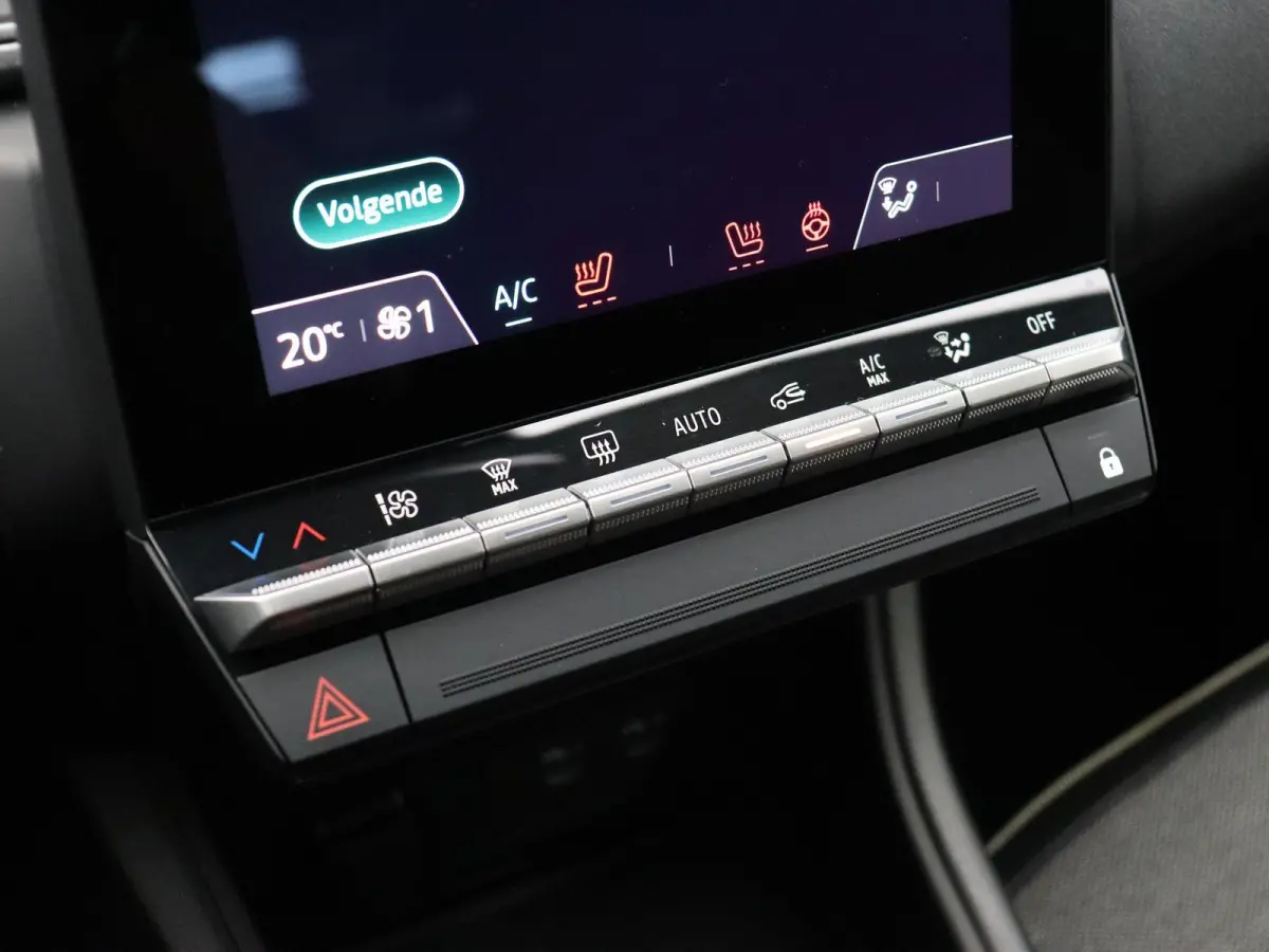 1.0 TCe 90 techno | Stoel-stuur verwarming | Navigatie | Achteruitrijcamera | Cruise control |