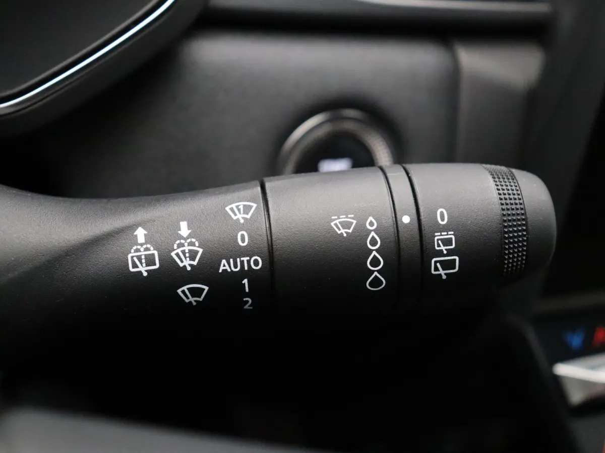 1.0 TCe 90 techno | Stoel-stuur verwarming | Navigatie | Achteruitrijcamera | Cruise control |