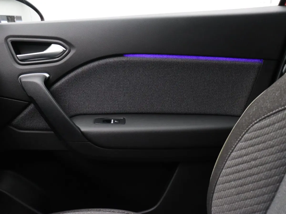 1.0 TCe 90 techno | Stoel-stuur verwarming | Navigatie | Achteruitrijcamera | Cruise control |