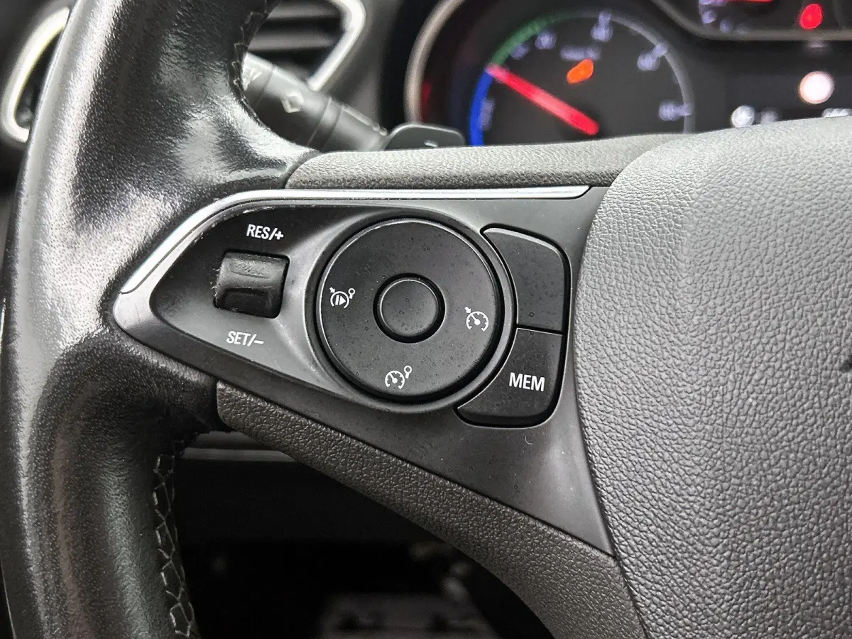 1.6 Turbo Hybrid Business Elegance