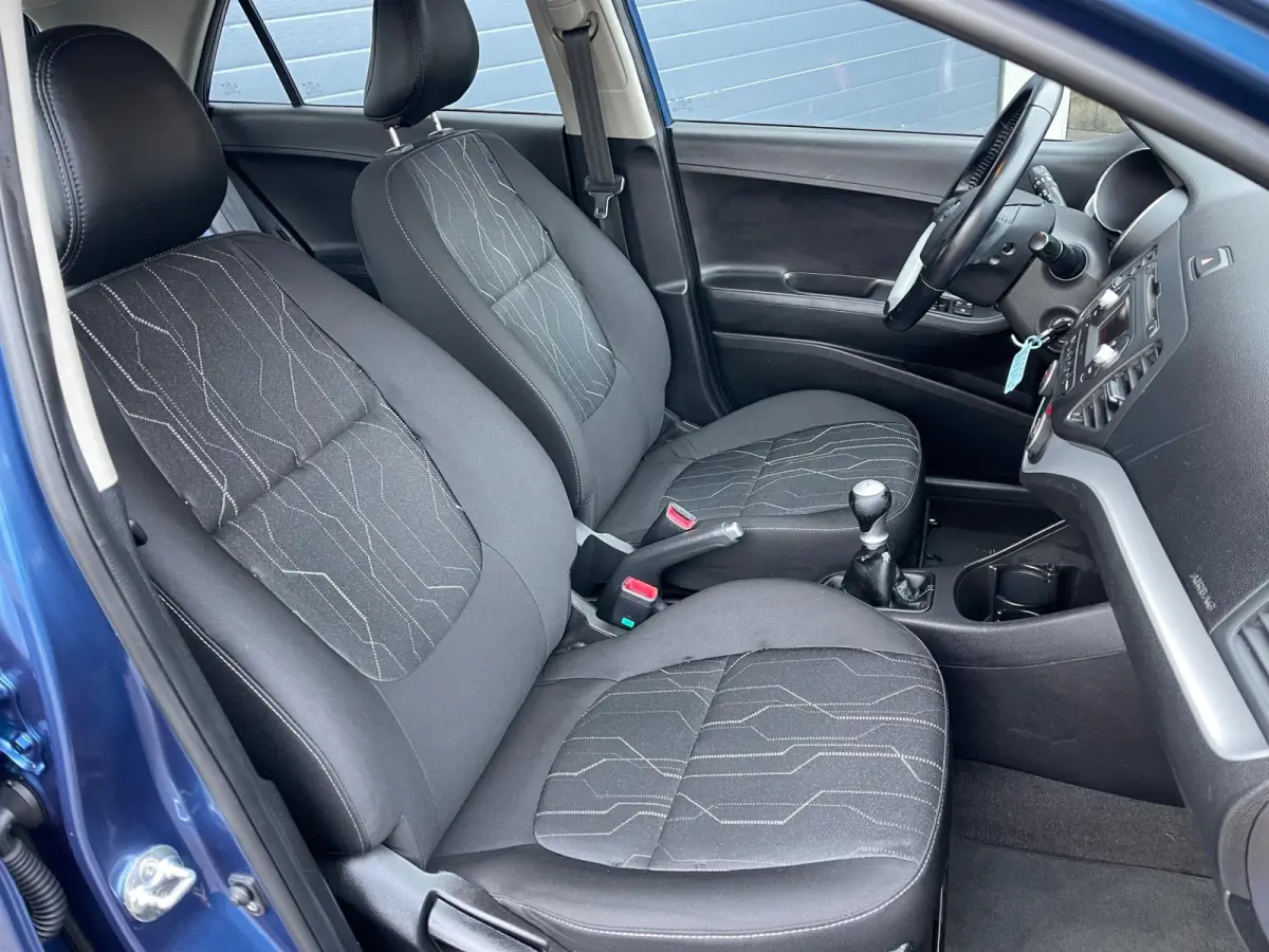 DynamicLine/Led/Cruise-c/Climate-c/Dealer-onderhouden/Mooie auto/Bluetooth