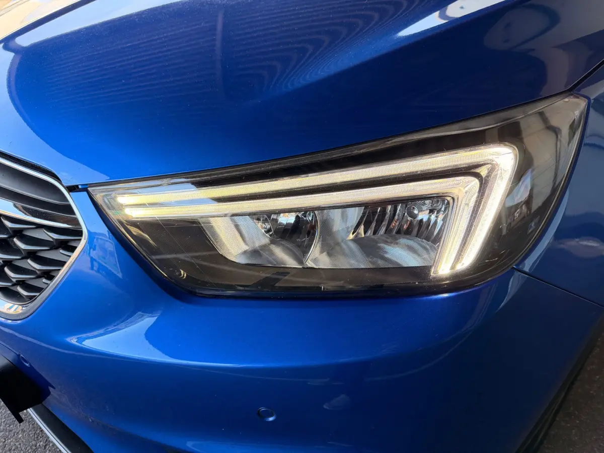 1.6 Selection/Camera/Navi/Pdc/Led/Cruise-c/Climate-c/Bluetooth/Aux