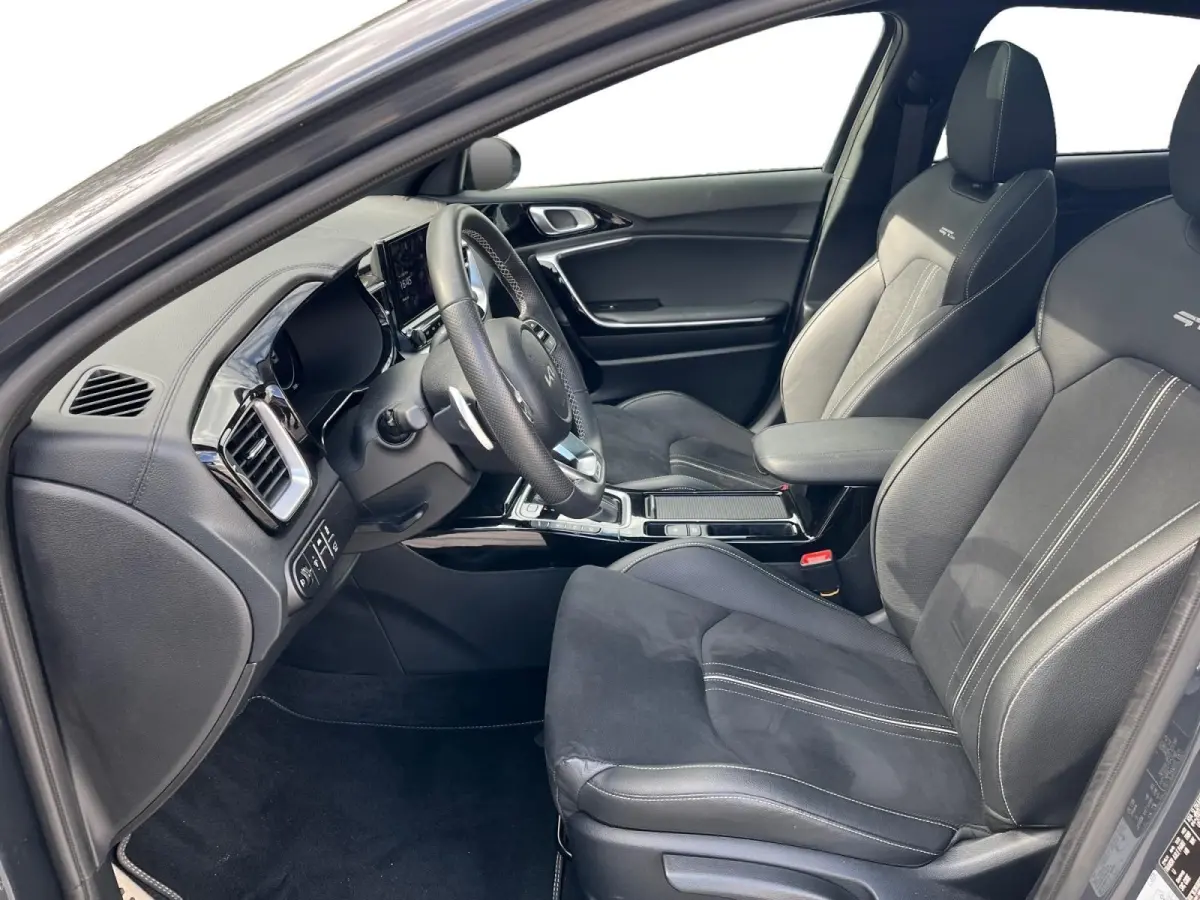 1.5 T-GDi GT-Line | *DEMO Direct leverbaar* |  Navi | Clima | Adaptive Cruise | Panoramdak | Stoel-/Stuurverwarming | Elektr. Achterklep | Apple Carplay
