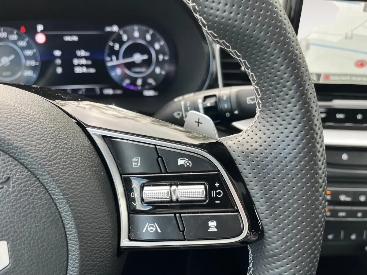 1.5 T-GDi GT-Line | *DEMO Direct leverbaar* |  Navi | Clima | Adaptive Cruise | Panoramdak | Stoel-/Stuurverwarming | Elektr. Achterklep | Apple Carplay