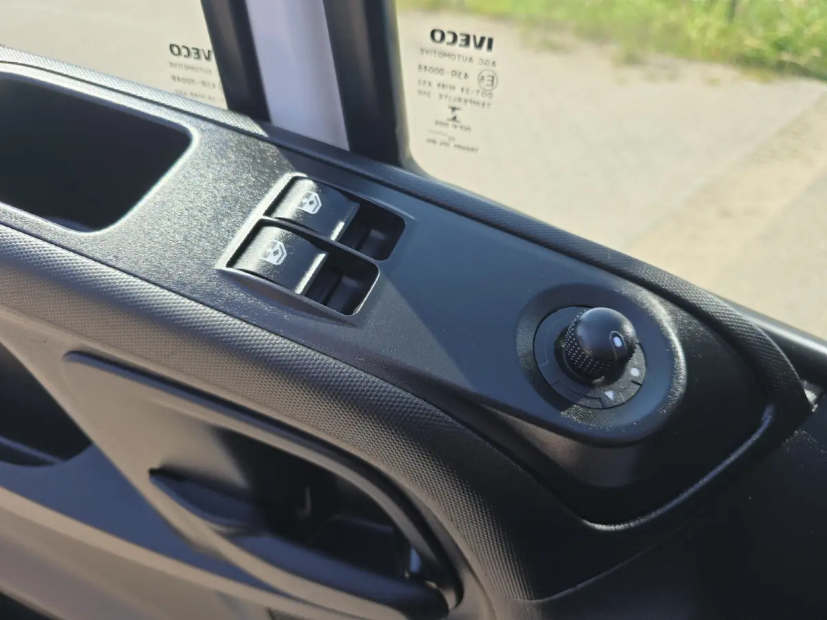 35S14V 2.3 352L H2 - 140 Pk - Euro 6 - Airco - Cruise Control