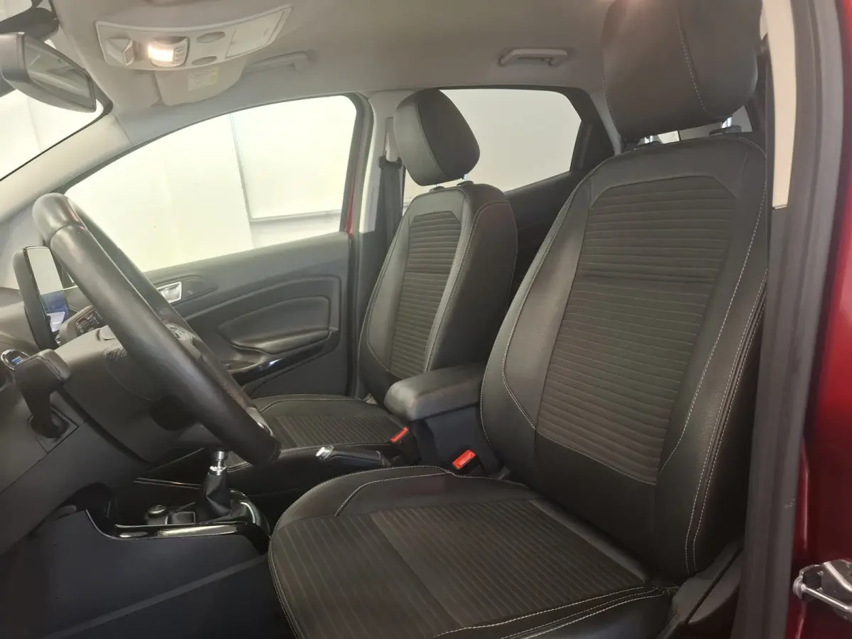 1.0 EcoBoost Titanium Trekhaak Camera Navi 100% Onderhouden Mooi!