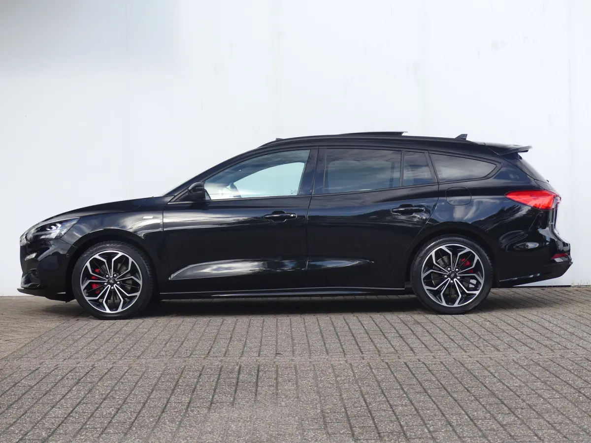 1.0 EcoBoost Hybrid ST Line X Business | PANORAMADAK | ADAPTIVE CRUISE | DODEHOEKDETECTIE | CAMERA | STOEL+STUUR+VOORRUITVERWARMING | ELEKTRISCHE ACHTERKLEP | APPLE CARPLAY / ANDROID AUTO | 
