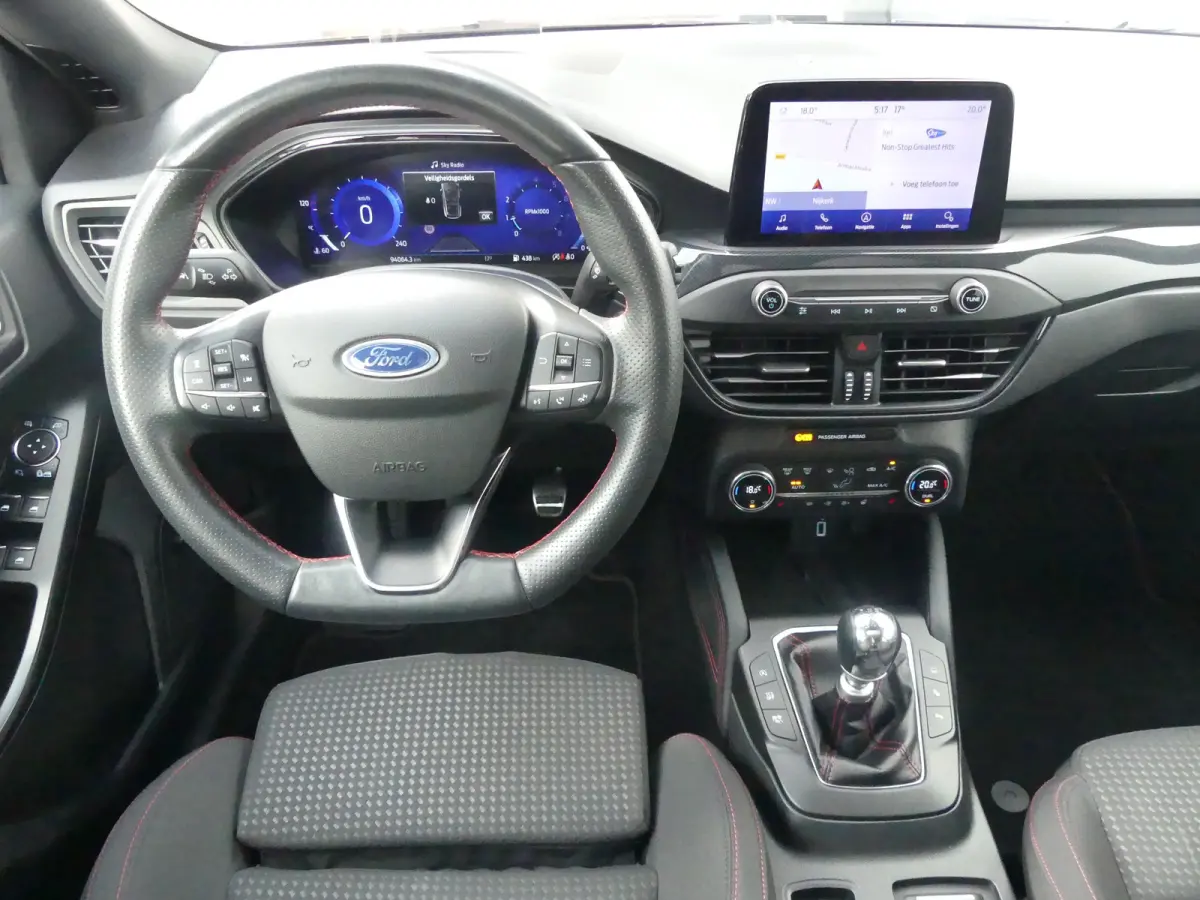 1.0 EcoBoost Hybrid ST Line X Business | PANORAMADAK | ADAPTIVE CRUISE | DODEHOEKDETECTIE | CAMERA | STOEL+STUUR+VOORRUITVERWARMING | ELEKTRISCHE ACHTERKLEP | APPLE CARPLAY / ANDROID AUTO | 