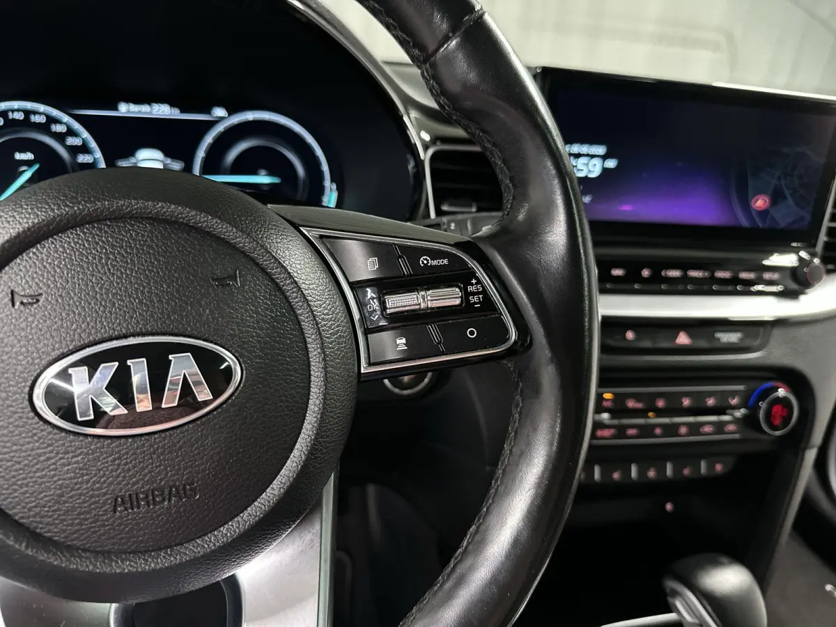 1.6 GDi PHEV ExecutiveLine Automaat | Leder | Pano | SOH 95.5%