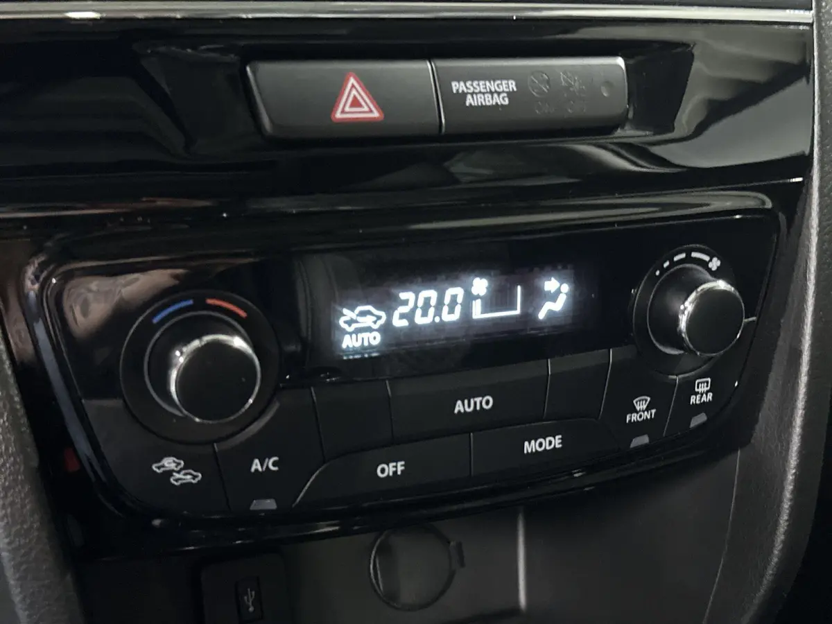 1.4 Boosterjet Style Smart Hybrid Navi | Pano | Camera