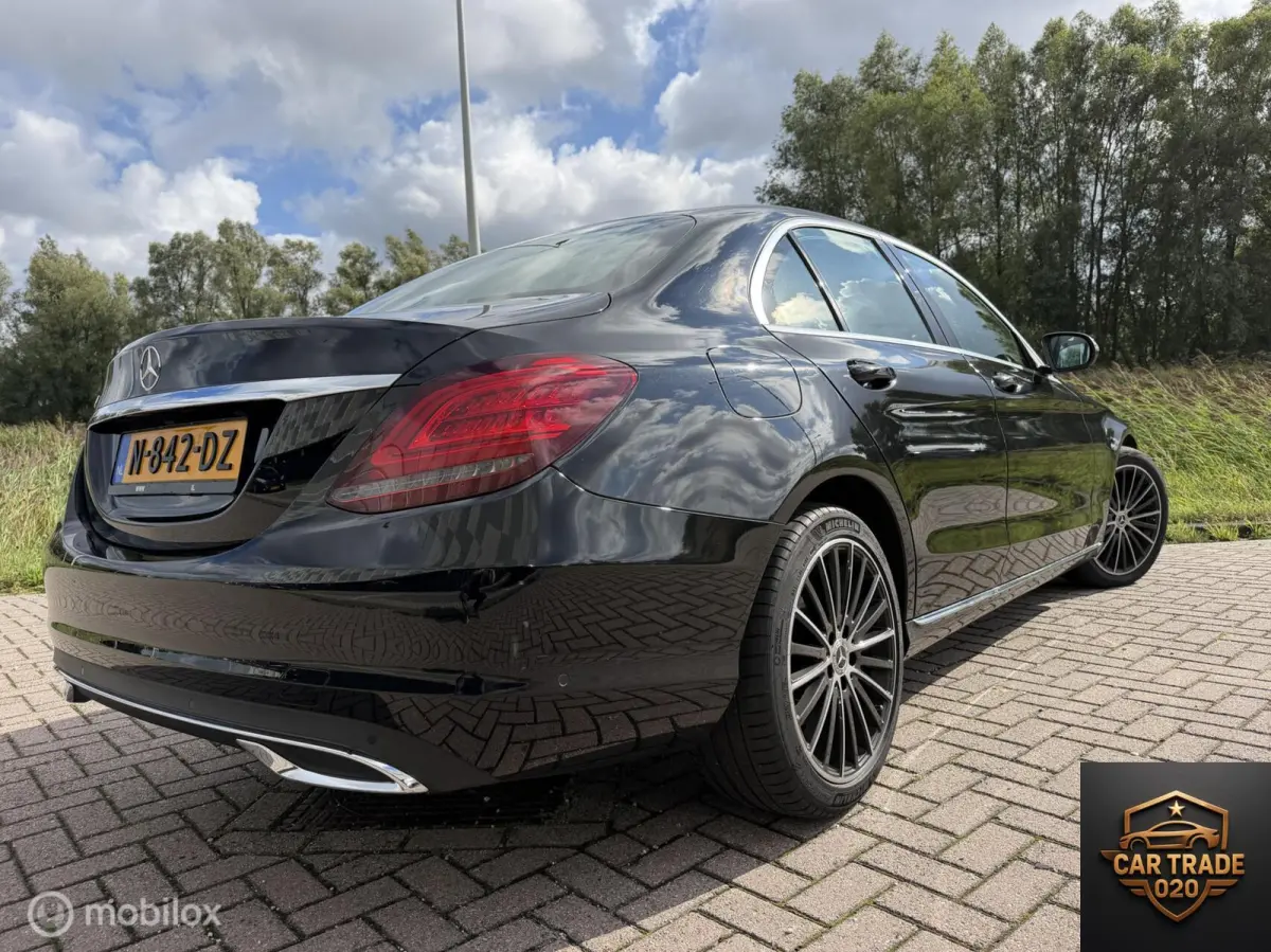 220D Premium Plus Pack