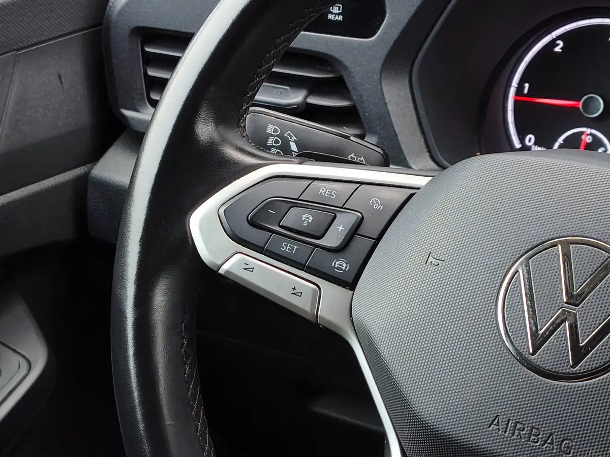 2.0TDI DSG ADAPTIVE CRUISE CLIMATE PDC