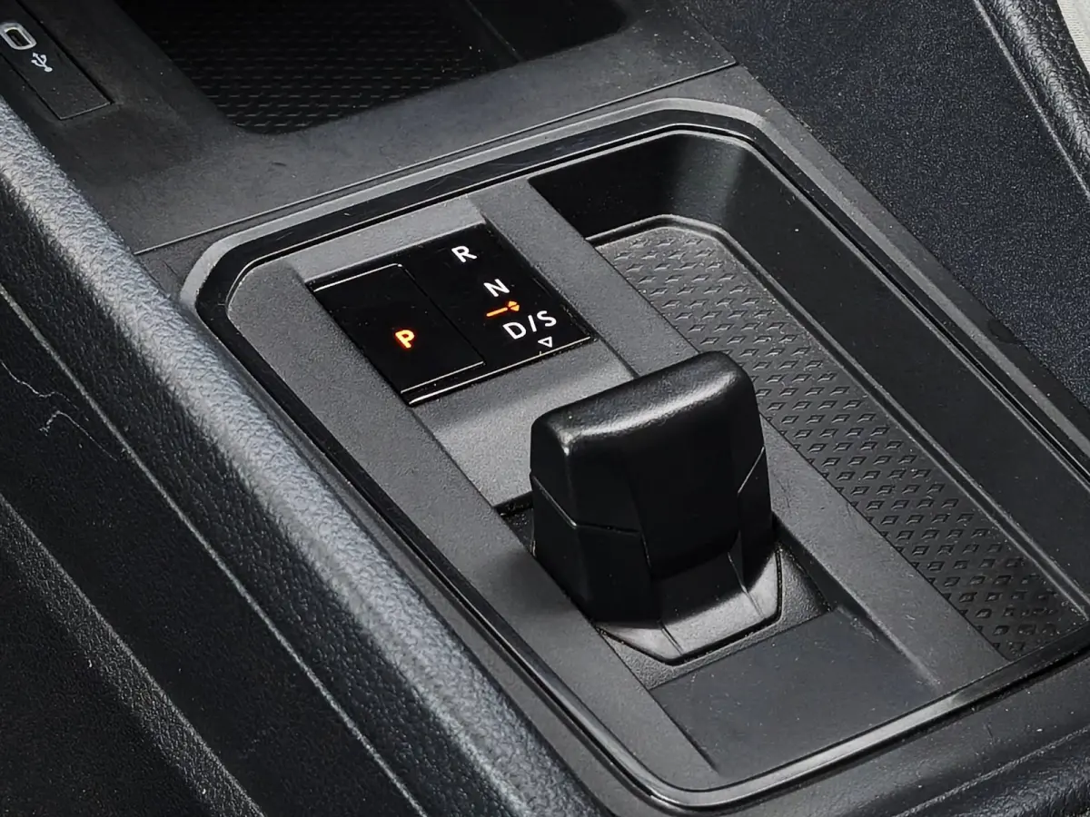 2.0TDI DSG ADAPTIVE CRUISE CLIMATE PDC