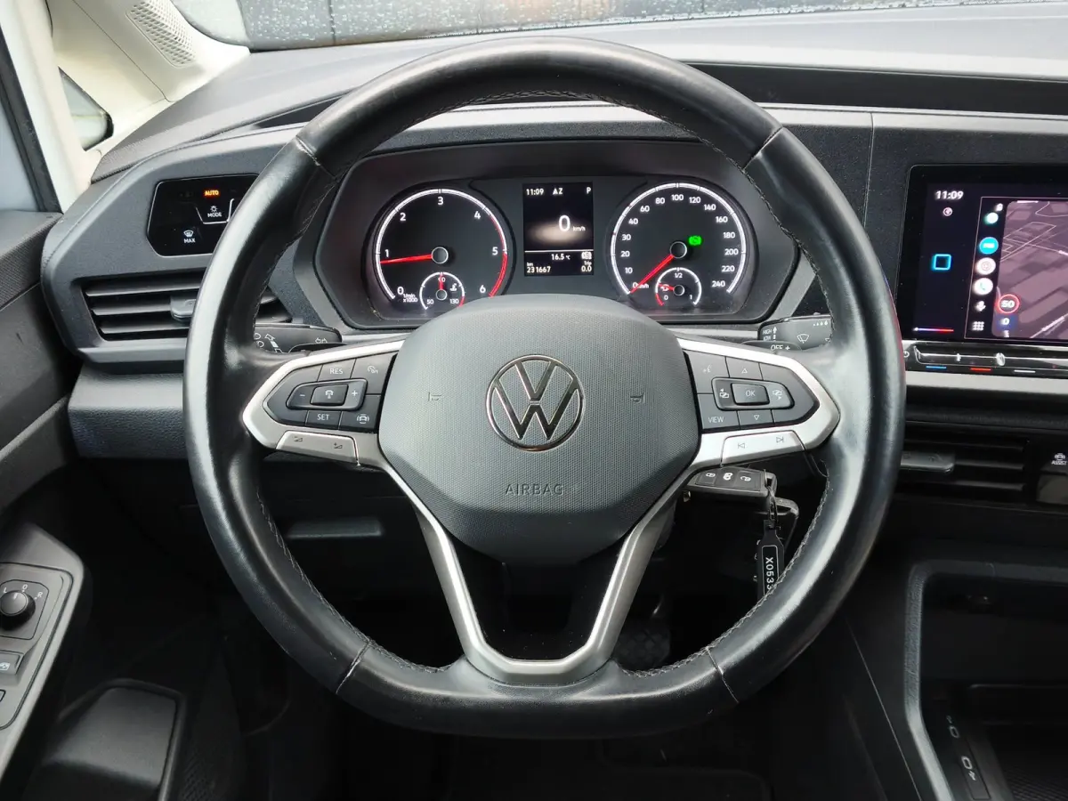 2.0TDI DSG ADAPTIVE CRUISE CLIMATE PDC