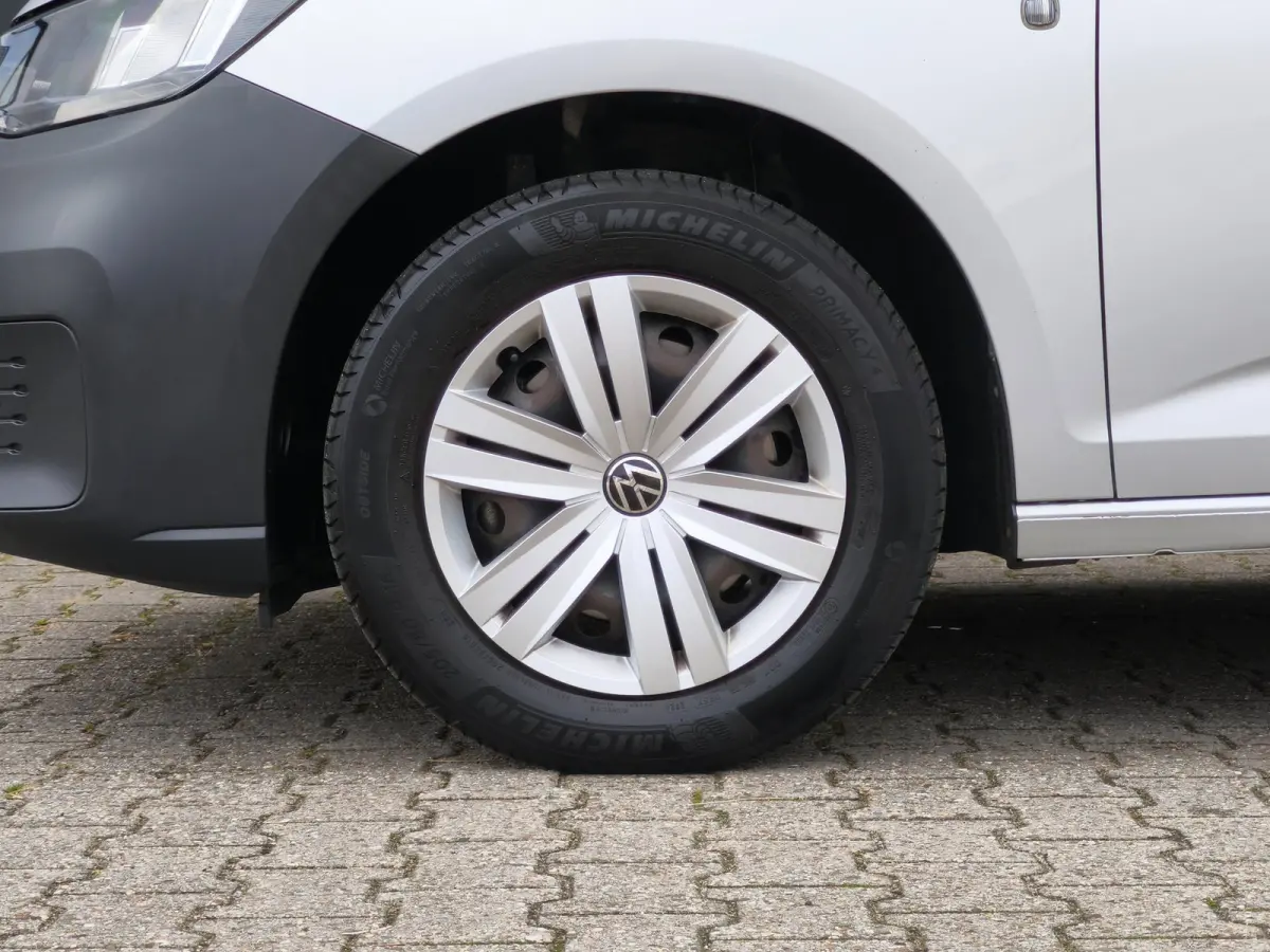 2.0TDI DSG ADAPTIVE CRUISE CLIMATE PDC
