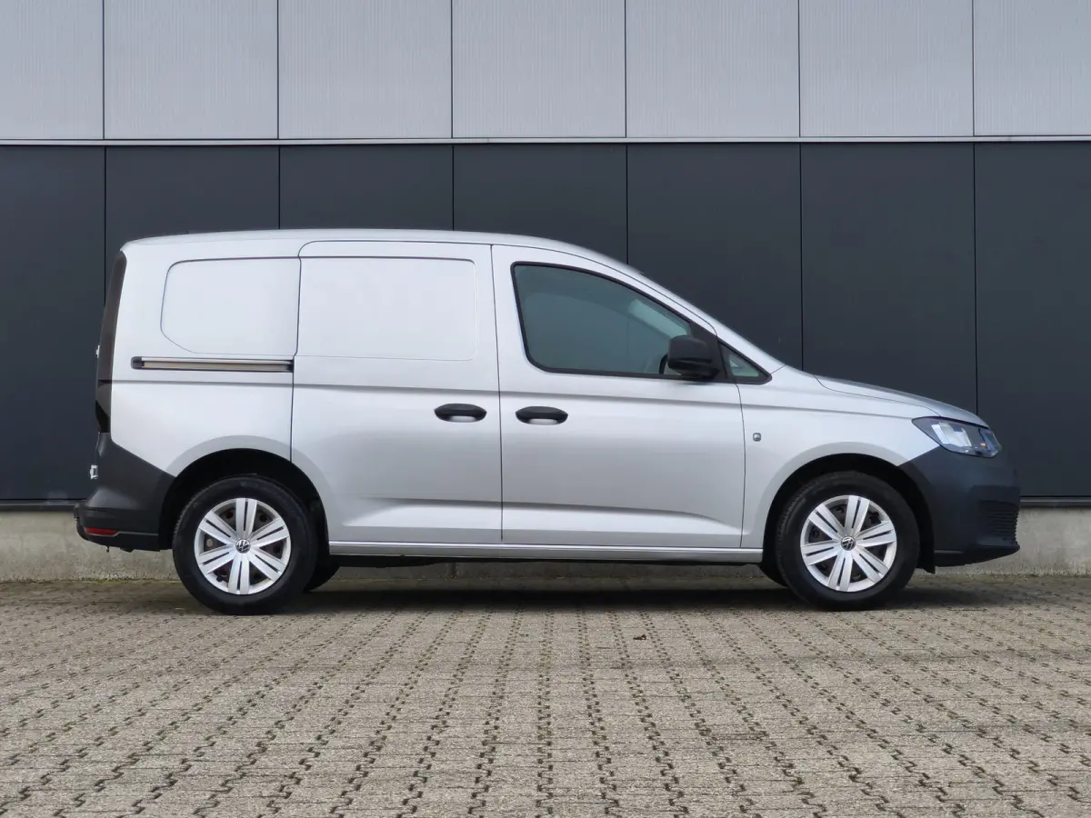 2.0TDI DSG ADAPTIVE CRUISE CLIMATE PDC