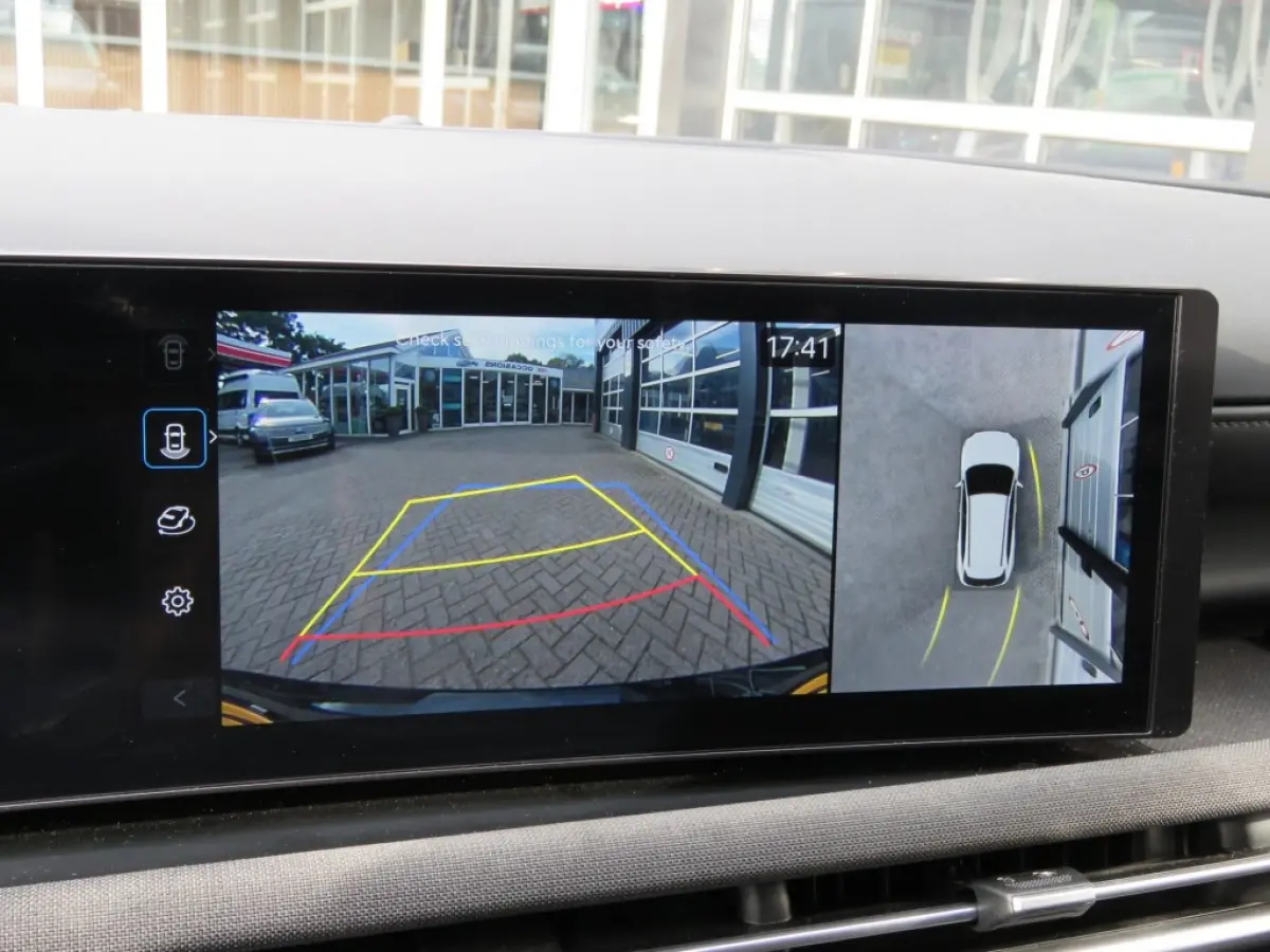 1.6 T-GDI PHEV PREMIUM / Leder / Head up / 360 Camera / Stoel&stuurverw,/ BOVAG garantie