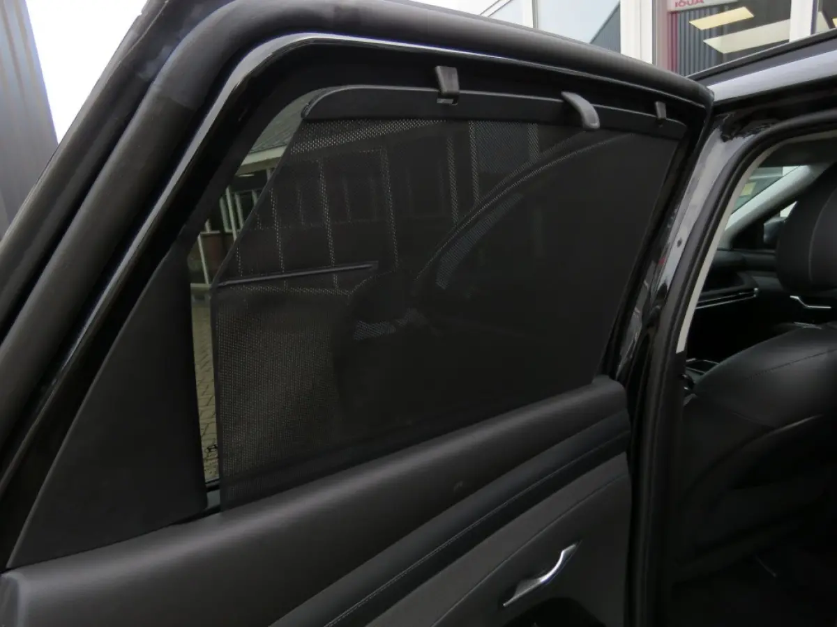 1.6 T-GDI PHEV PREMIUM / Leder / Head up / 360 Camera / Stoel&stuurverw,/ BOVAG garantie