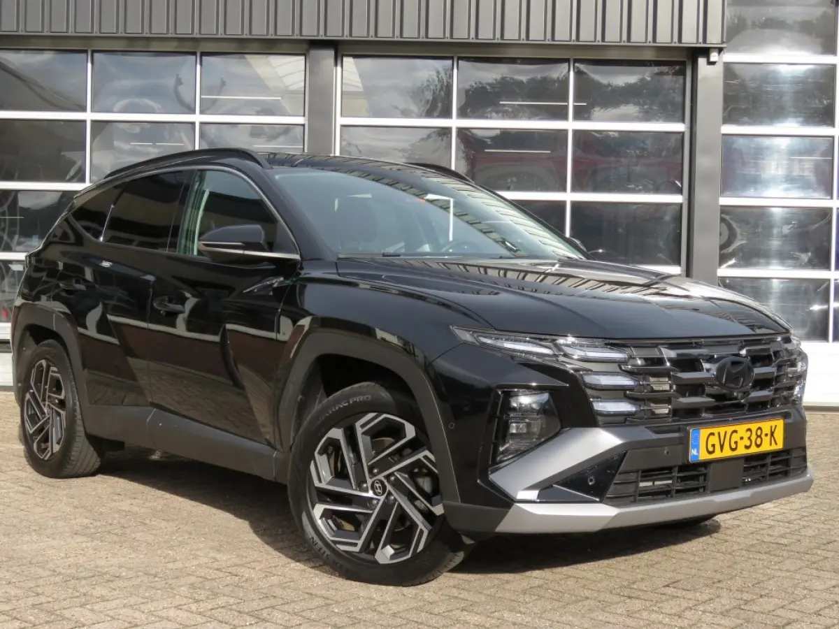 1.6 T-GDI PHEV PREMIUM / Leder / Head up / 360 Camera / Stoel&stuurverw,/ BOVAG garantie