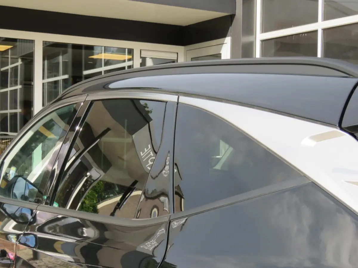 1.6 T-GDI PHEV PREMIUM / Leder / Head up / 360 Camera / Stoel&stuurverw,/ BOVAG garantie