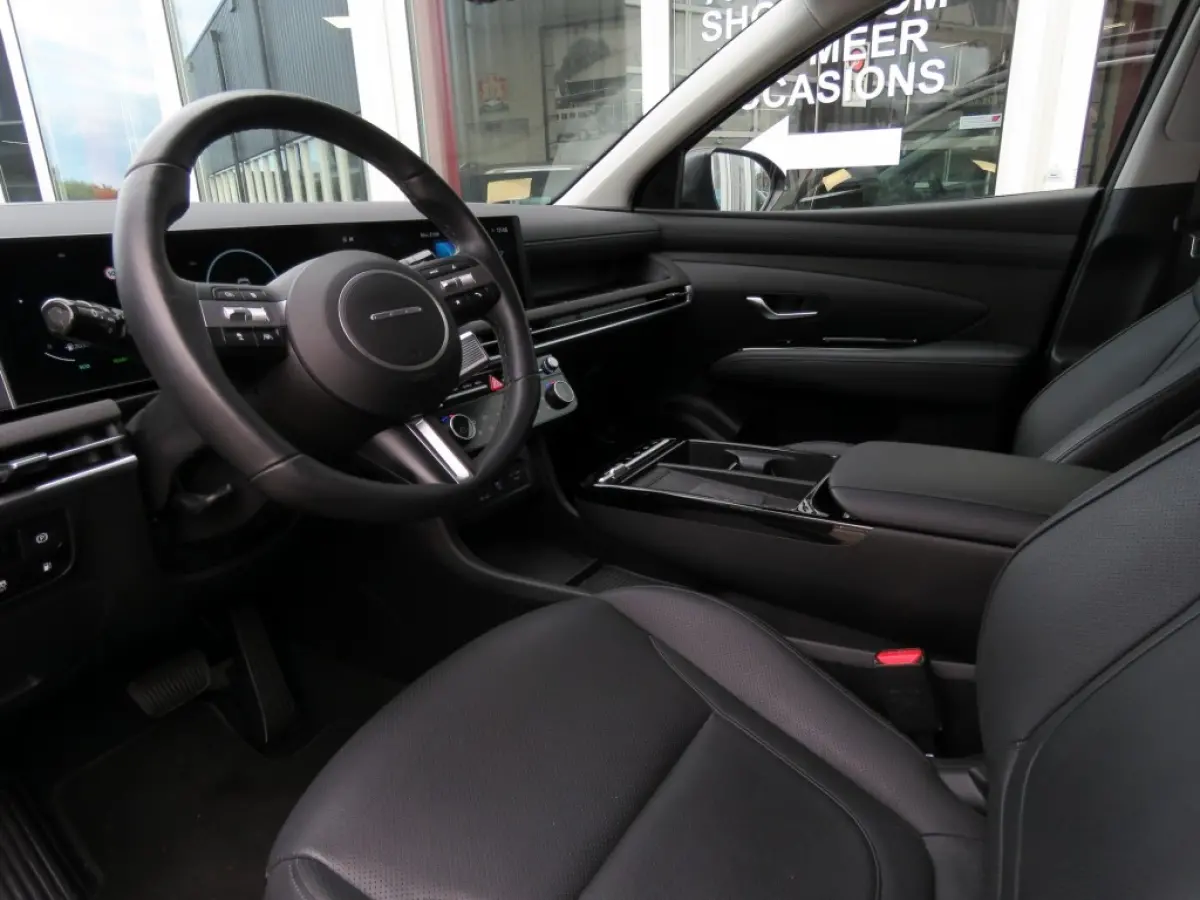 1.6 T-GDI PHEV PREMIUM / Leder / Head up / 360 Camera / Stoel&stuurverw,/ BOVAG garantie