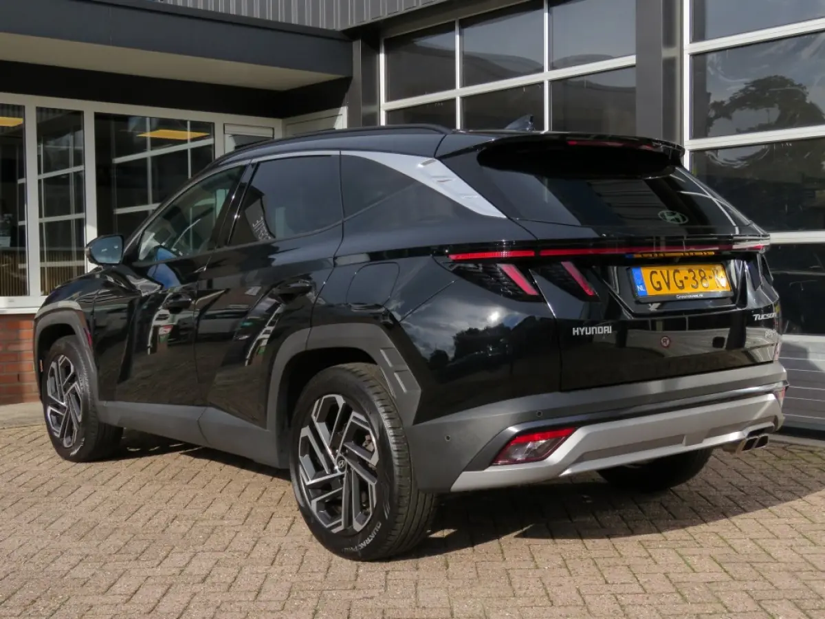 1.6 T-GDI PHEV PREMIUM / Leder / Head up / 360 Camera / Stoel&stuurverw,/ BOVAG garantie