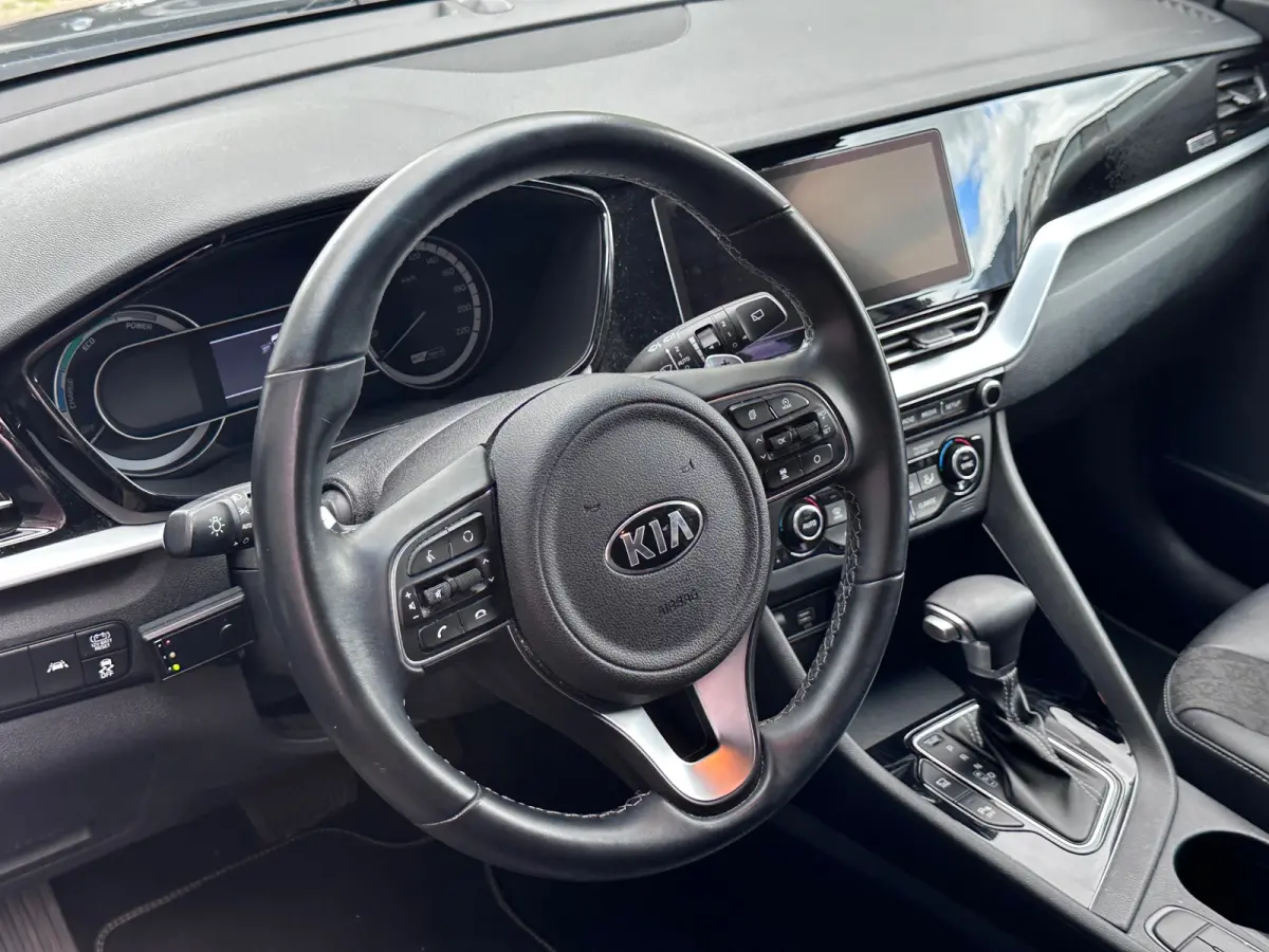 1.6 GDi Hybrid DynamicLine DEALER OND 1 EIGENAAR