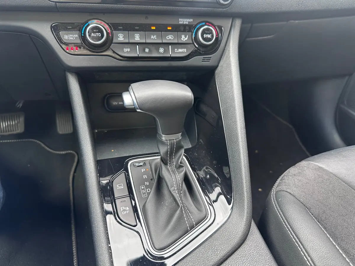 1.6 GDi Hybrid DynamicLine DEALER OND 1 EIGENAAR