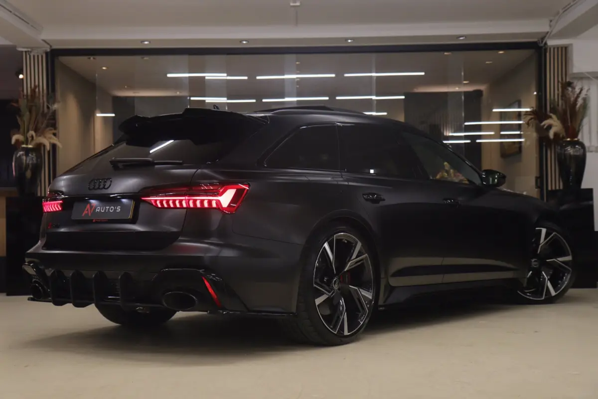RS TFSI quattro Dynamic+ /CERAMIC/PANO/360/SOFTC/BOMVOL