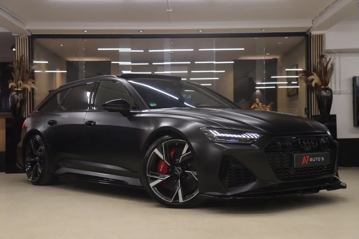 RS TFSI quattro Dynamic+ /CERAMIC/PANO/360/SOFTC/BOMVOL