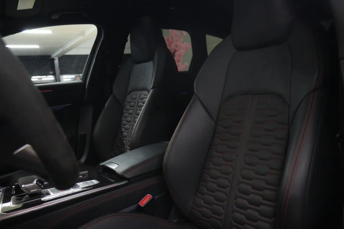 RS TFSI quattro Dynamic+ /CERAMIC/PANO/360/SOFTC/BOMVOL