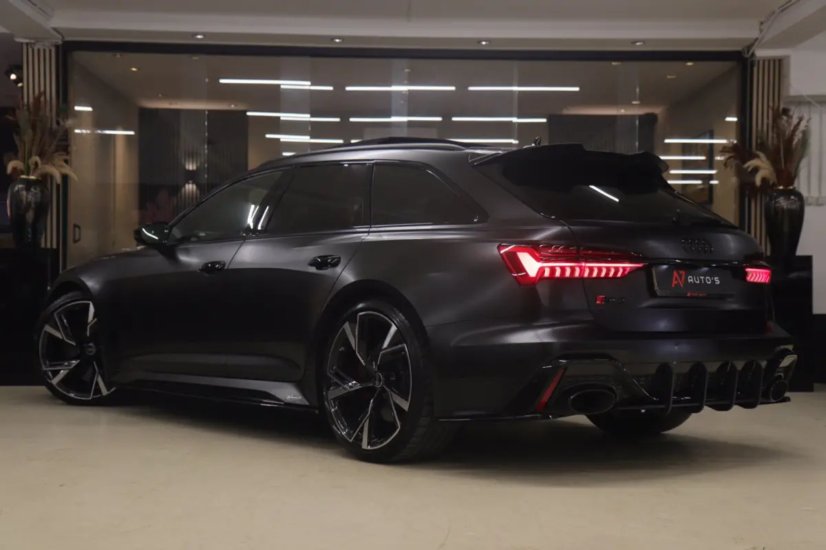 RS TFSI quattro Dynamic+ /CERAMIC/PANO/360/SOFTC/BOMVOL