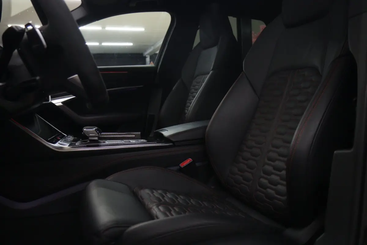 RS TFSI quattro Dynamic+ /CERAMIC/PANO/360/SOFTC/BOMVOL