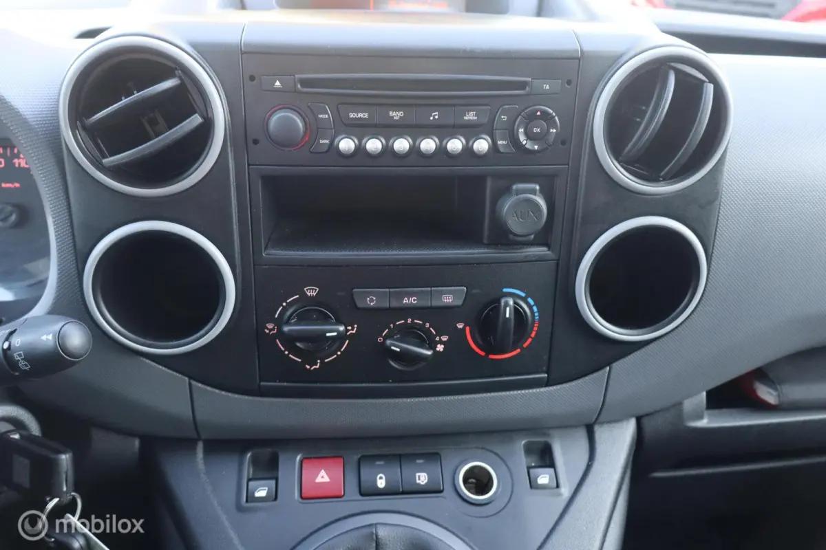 bestel 1.6 NW APK AIRCO 149106 km
