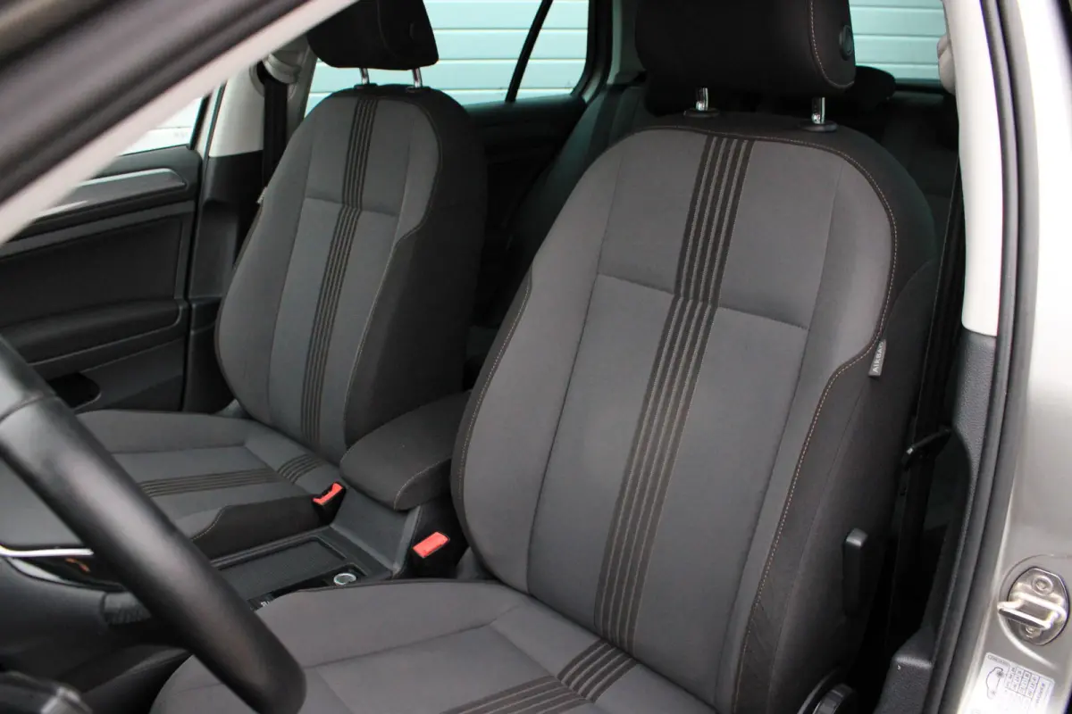 1.4 TSI Automaat Pano | Stoelverwarming | Parkeersensoren | Navi | Dealer Onderhouden