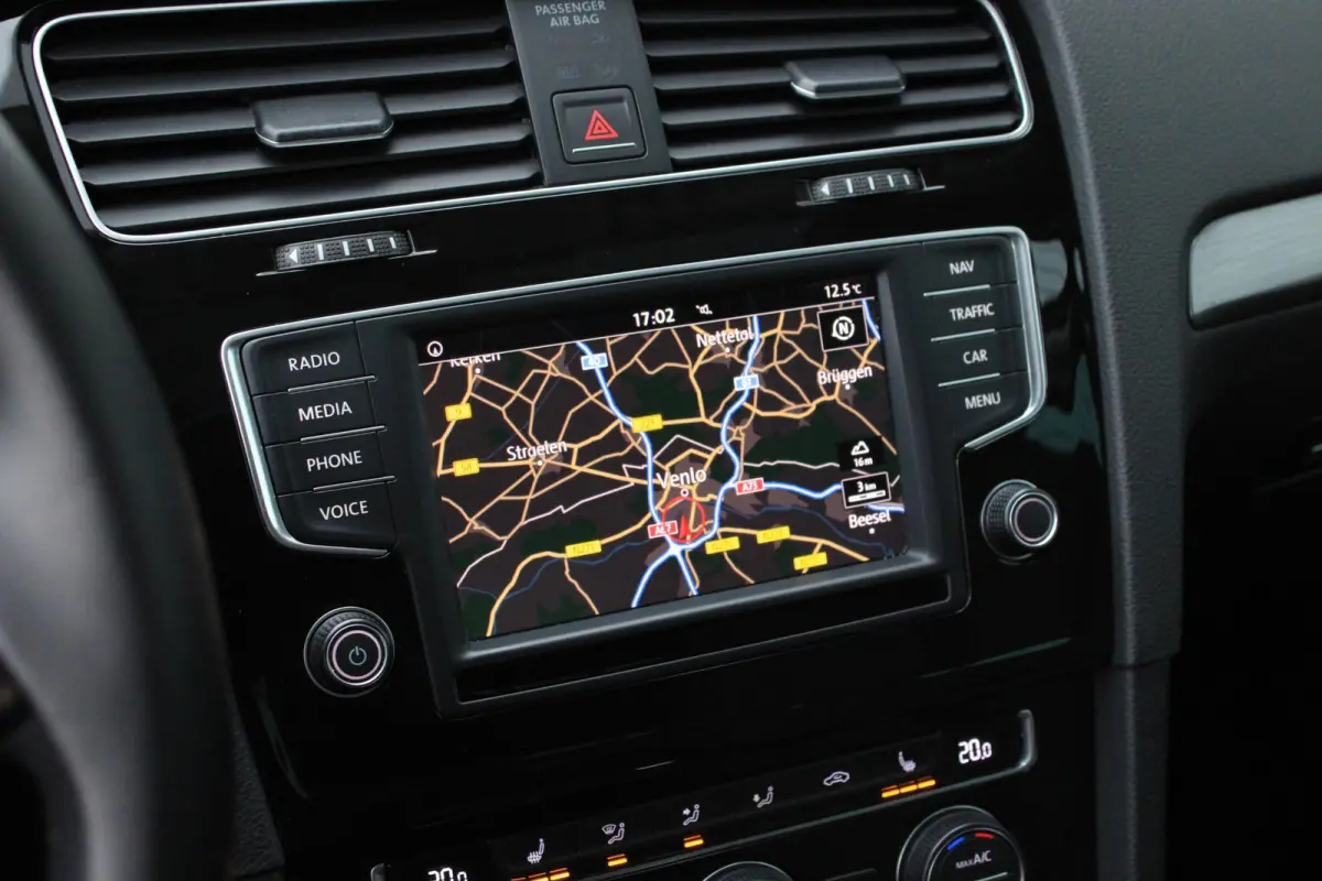 1.4 TSI Automaat Pano | Stoelverwarming | Parkeersensoren | Navi | Dealer Onderhouden