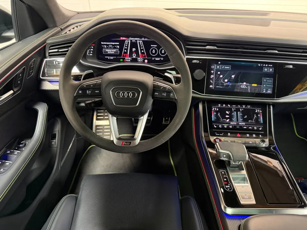 4.0 TFSI RS Q8 quattro Keramisch / Dynamic / Audi Exclusive / 23 inch