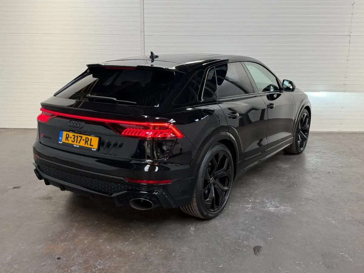 4.0 TFSI RS Q8 quattro Keramisch / Dynamic / Audi Exclusive / 23 inch