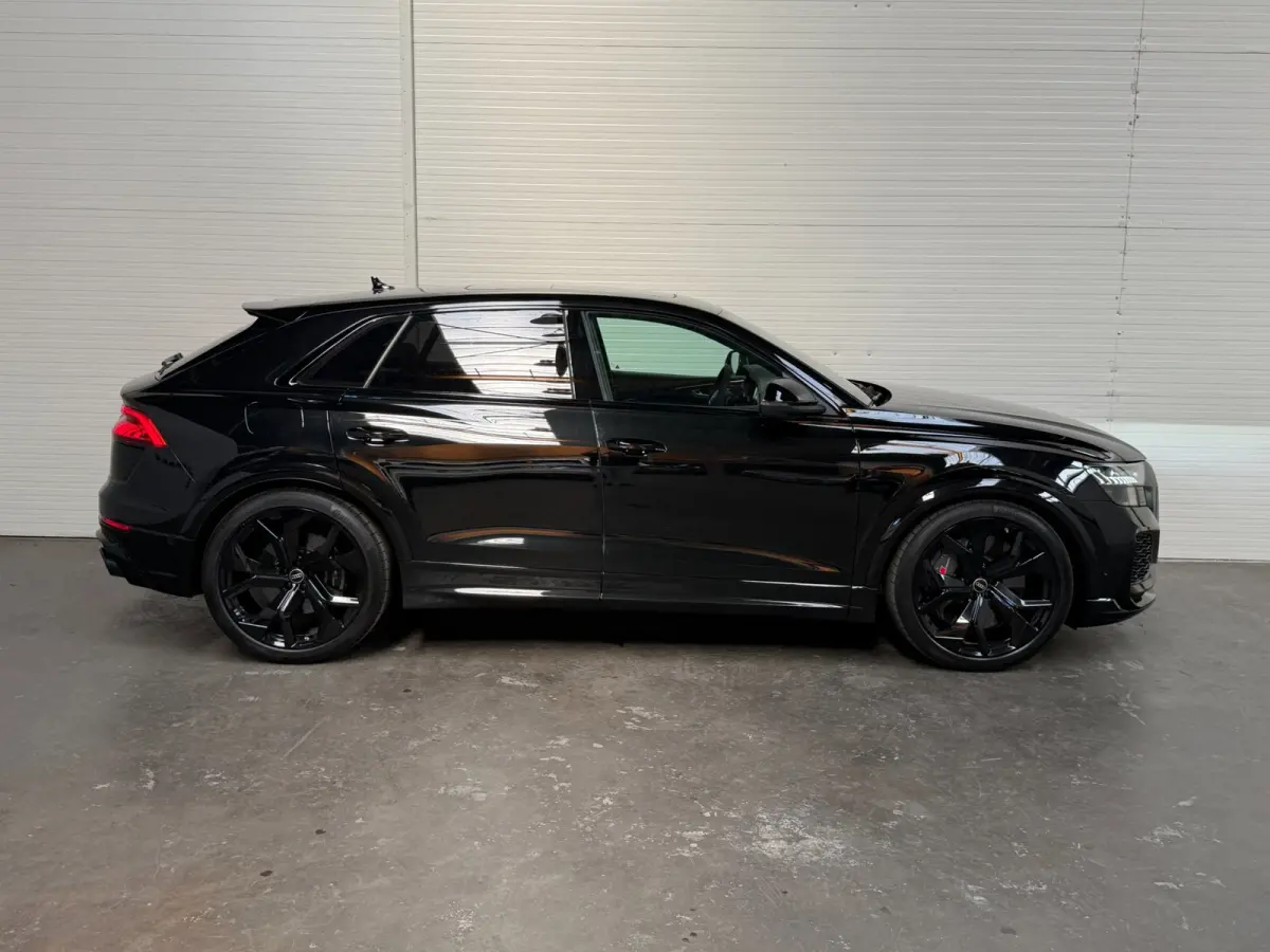 4.0 TFSI RS Q8 quattro Keramisch / Dynamic / Audi Exclusive / 23 inch
