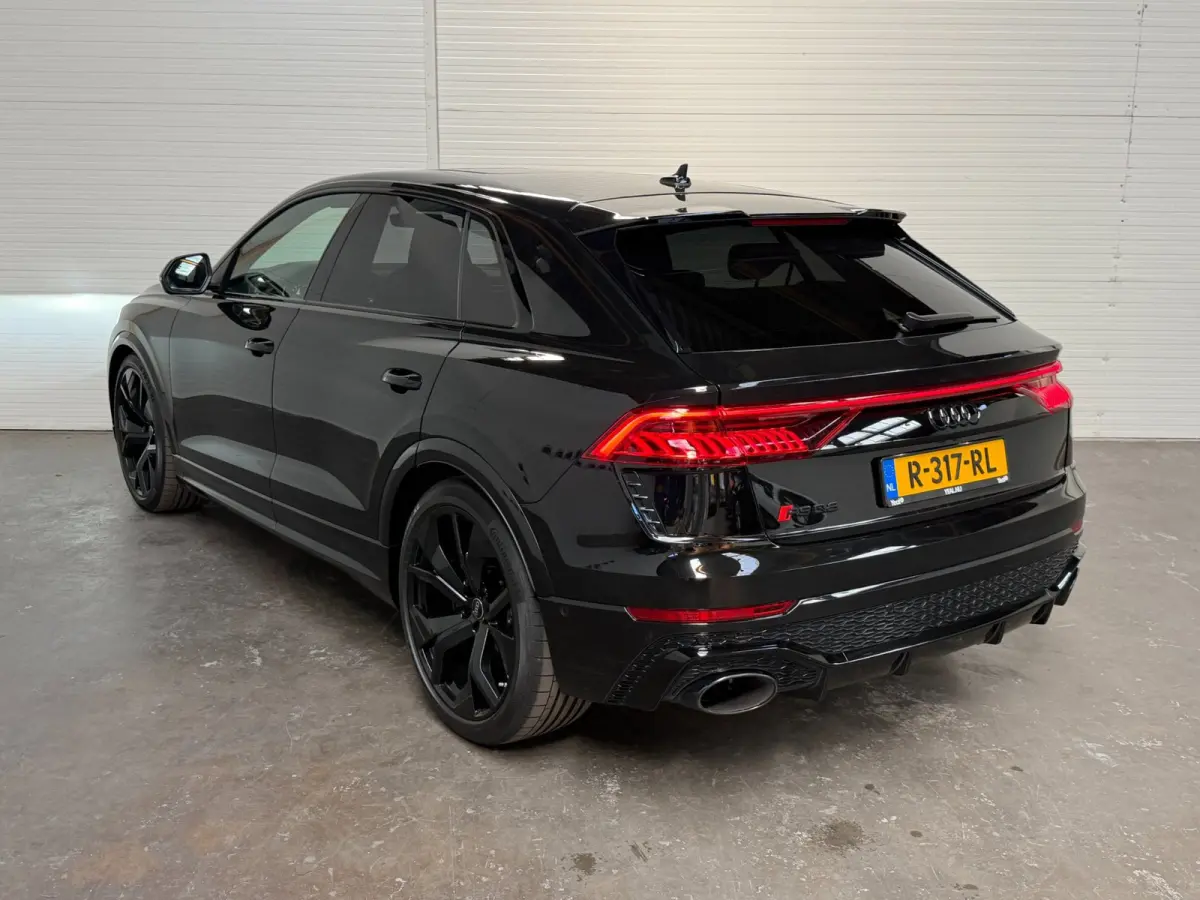 4.0 TFSI RS Q8 quattro Keramisch / Dynamic / Audi Exclusive / 23 inch