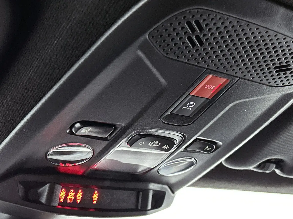 1.2 75pk GS | Camera | DodehoekDetectie | Climate Control | Sportstoelen | Draadloos AppleCarplay/AndroidAuto |
