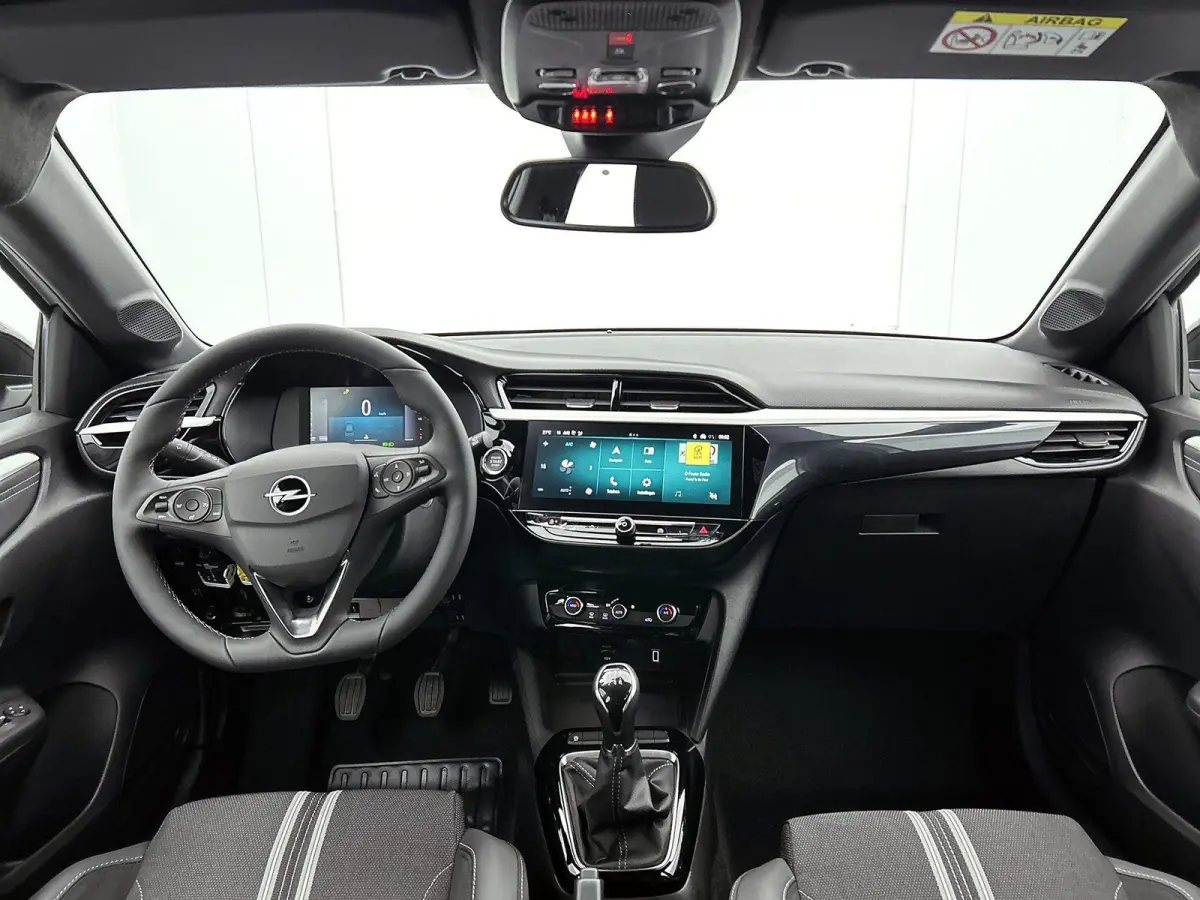 1.2 75pk GS | Camera | DodehoekDetectie | Climate Control | Sportstoelen | Draadloos AppleCarplay/AndroidAuto |