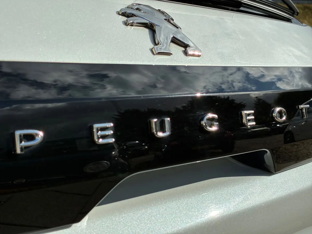 1.2 PureTech GT-Line|2e Eigenaar|Navigatie|Camera|CruiseControl|Climatronic|PDC|NAP|