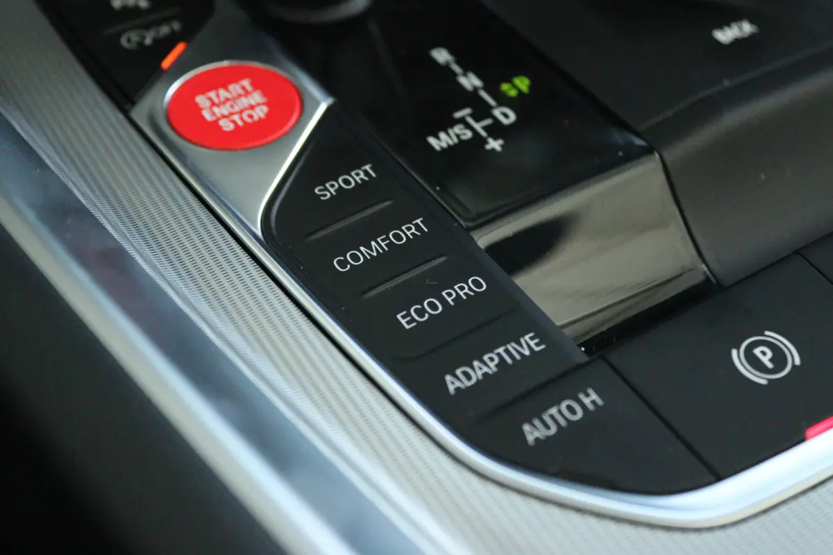 M40i High Executive Edition | NL-Auto | Head-up | Harman & Kardon | Memory | Stoel+Stuurverwarming | Adaptieve demping | Keyless | Cruise Control | PDC |