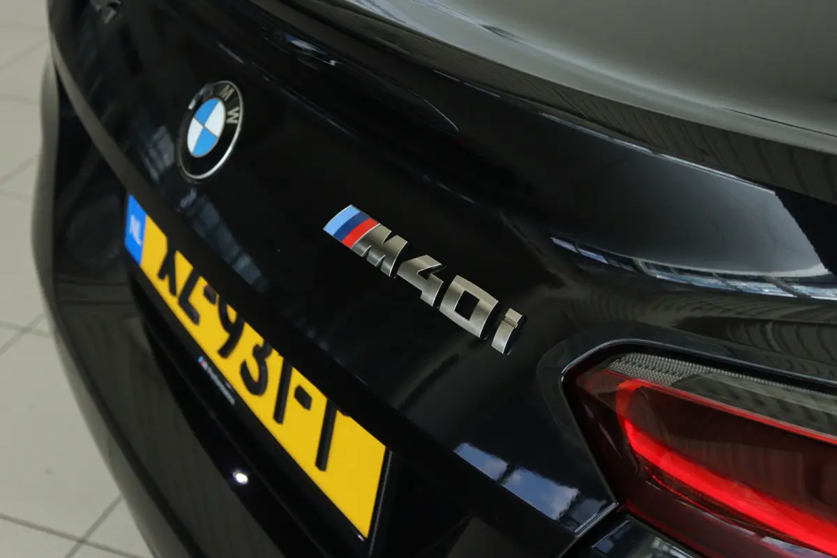 M40i High Executive Edition | NL-Auto | Head-up | Harman & Kardon | Memory | Stoel+Stuurverwarming | Adaptieve demping | Keyless | Cruise Control | PDC |
