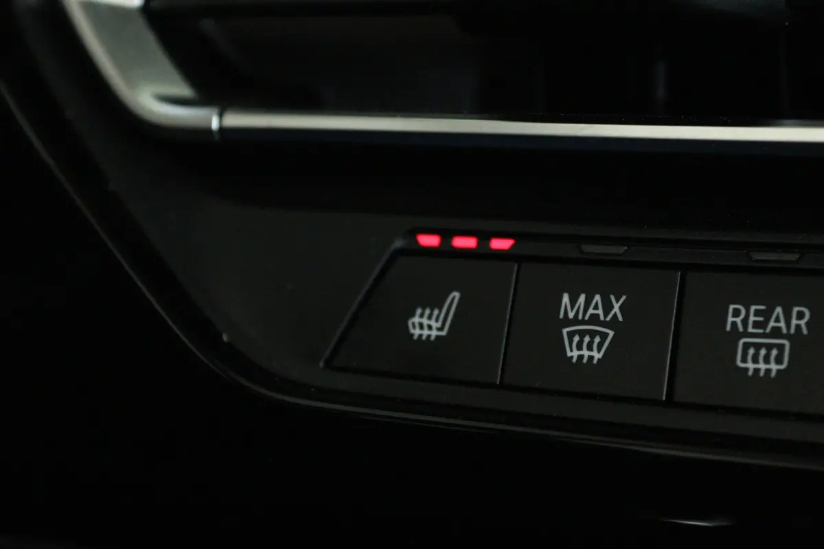 M40i High Executive Edition | NL-Auto | Head-up | Harman & Kardon | Memory | Stoel+Stuurverwarming | Adaptieve demping | Keyless | Cruise Control | PDC |
