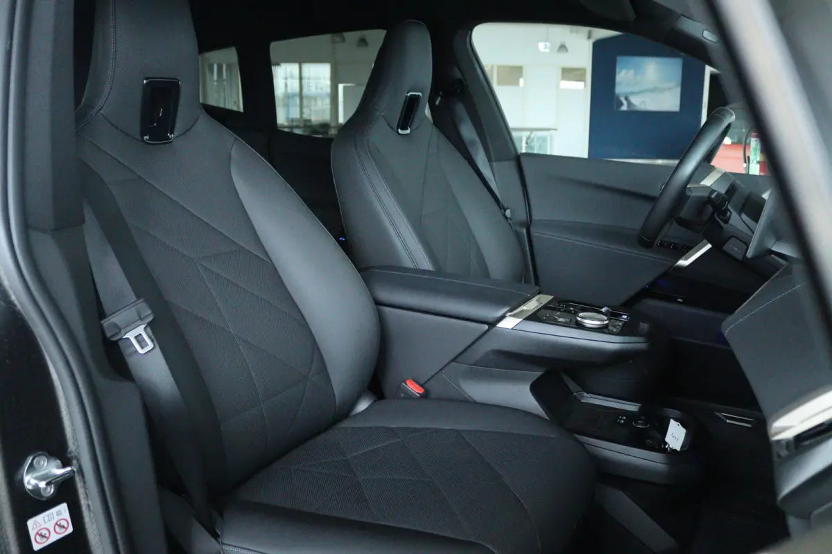xDrive50 High Executive 112 kWh | SoH 99% | Driving Prof. | Skylounge | Massage | Soft-Close | Harman & Kardon | Head-up | 360 Camera | Stoelventilatie | Memory | Keyless | 21 Inch