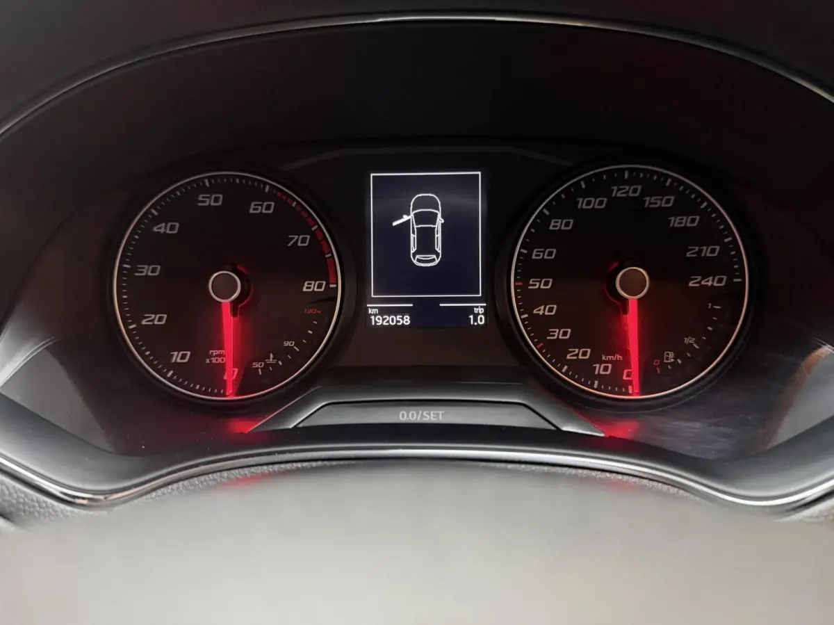 1.0 TSI FR | Camera | 116PK | 6-Bak | CarPlay