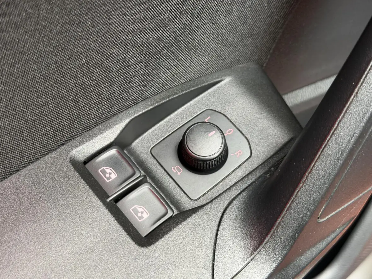 1.0 TSI FR | Camera | 116PK | 6-Bak | CarPlay